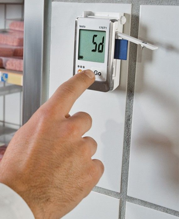 DATA LOGGER 175T1